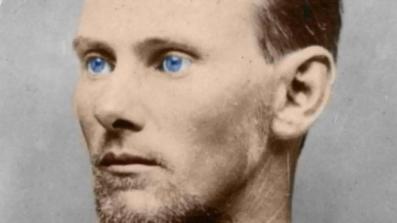 Jesse James. Hezký mladík s krutýma očima, jež svědčily o jeho schopnosti jít přes mrtvoly