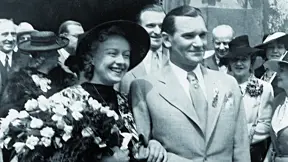 Za architekta Pálku se vdala v létě 1941. Za architekta Pálku se vdala v létě 1941.