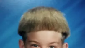 Tenhle super úžasný účes podle kastrolu Tenhle super úžasný účes podle kastrolu