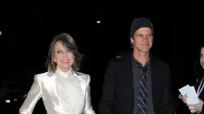 Diane Keaton v roce 2008 na premiéře filmu Mad Money v Californskem Westwoodu. Diane Keaton v roce 2008 na premiéře filmu Mad Money v Californskem Westwoodu.