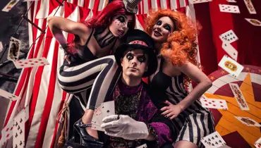 Freak show byly v 19. století velice populární.