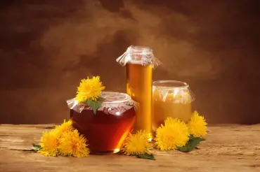 Recept na voňavý pampeliškový med
